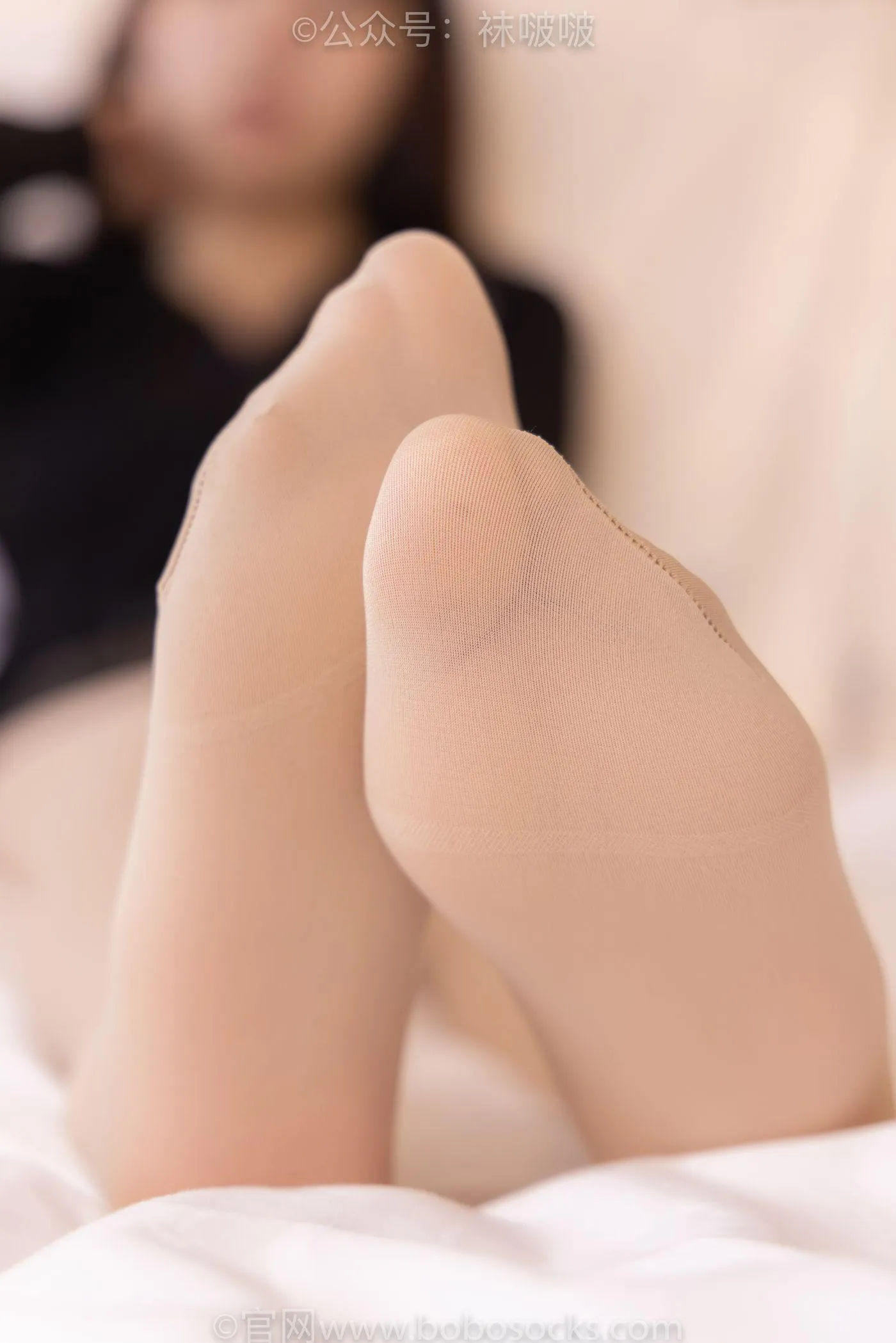 [BoBoSocks袜啵啵]NO.072 小甜豆-两双长靴、厚黑丝、厚肉丝 [144P]插图6